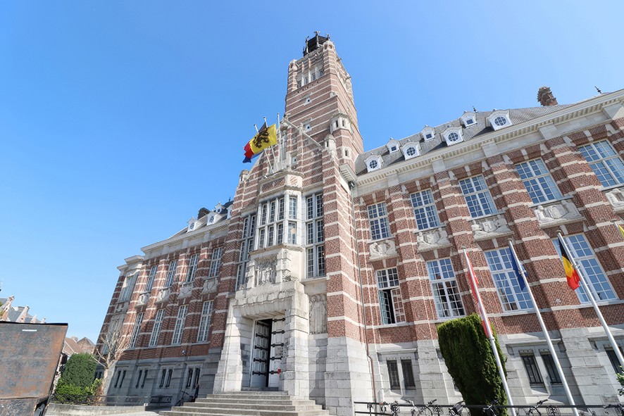 FINEO-Cour-Justice-Termonde-┬⌐RenoWindow-001-web