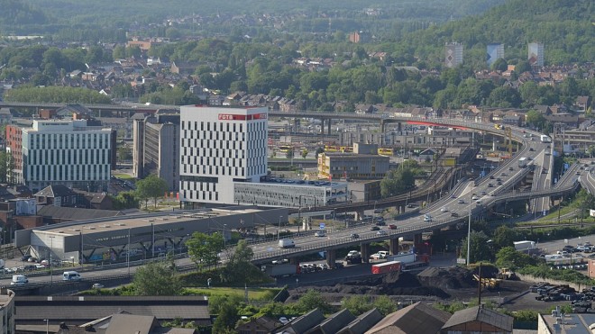BC_Charleroi_-_Ring_9_-_viaduc_de_la_Ville_basse_-_2021-06-11_-_01(creative commons Jmh2o)
