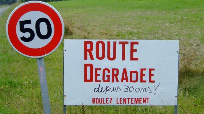 BC_route_dégradée(RightEye creative commons)